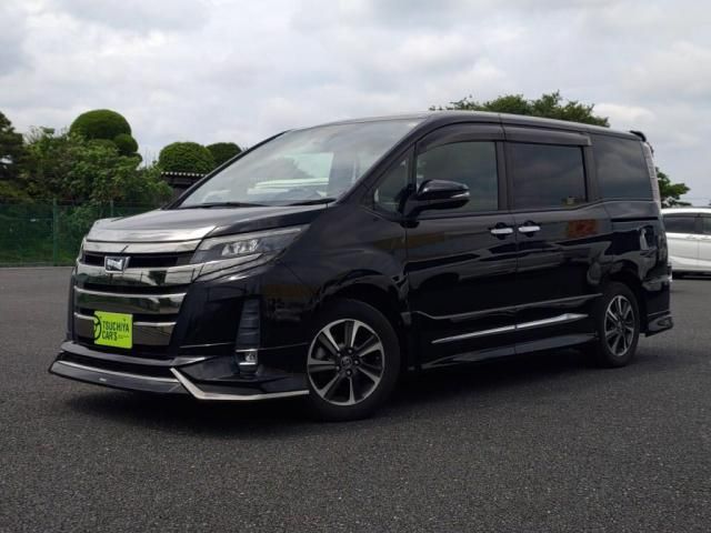 TOYOTA / NOAH