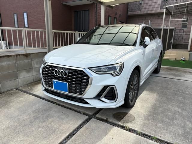AUDI / AUDI Q3 SPORTBACK