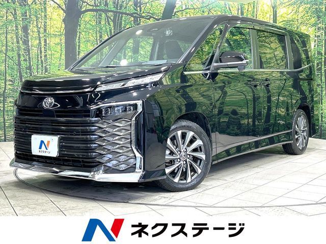 TOYOTA / VOXY