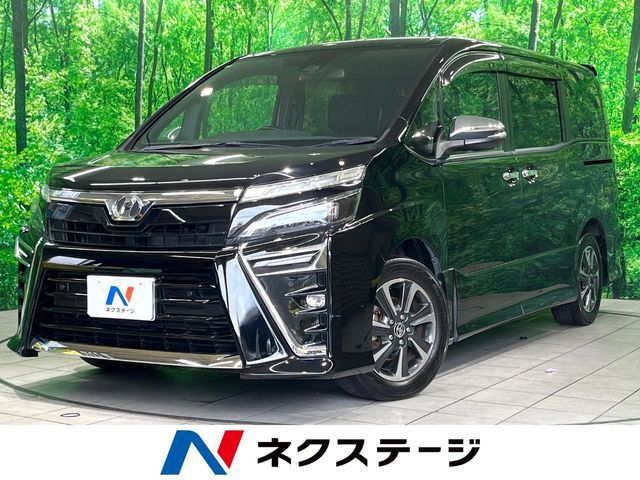 TOYOTA / VOXY
