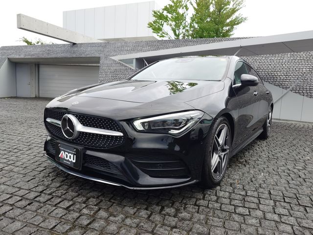 MERCEDES BENZ / MERCEDES BENZ CLA Shooting Brake