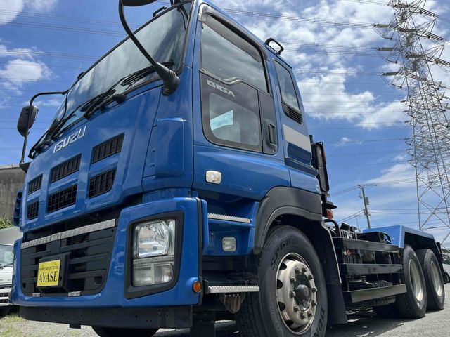 ISUZU / GIGA