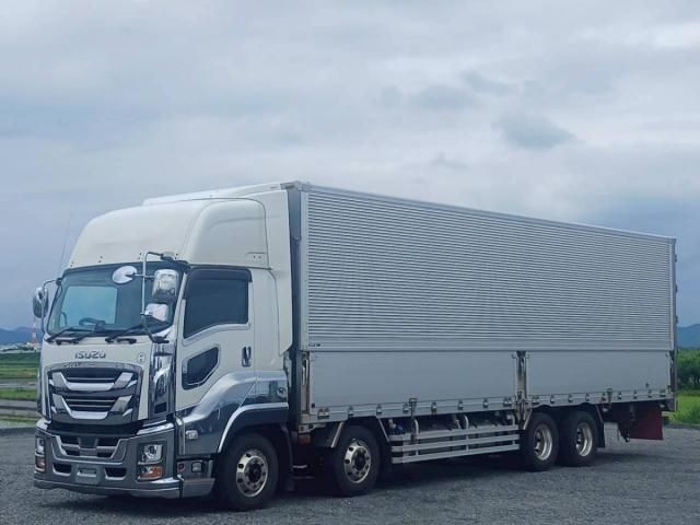 ISUZU / GIGA