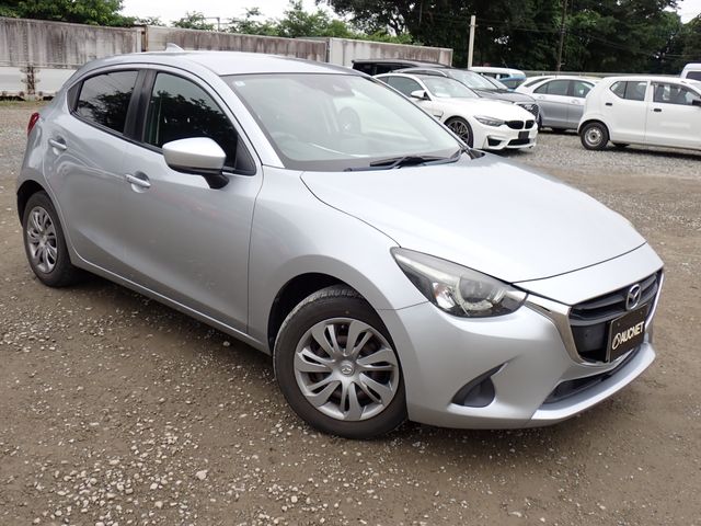 MAZDA / DEMIO