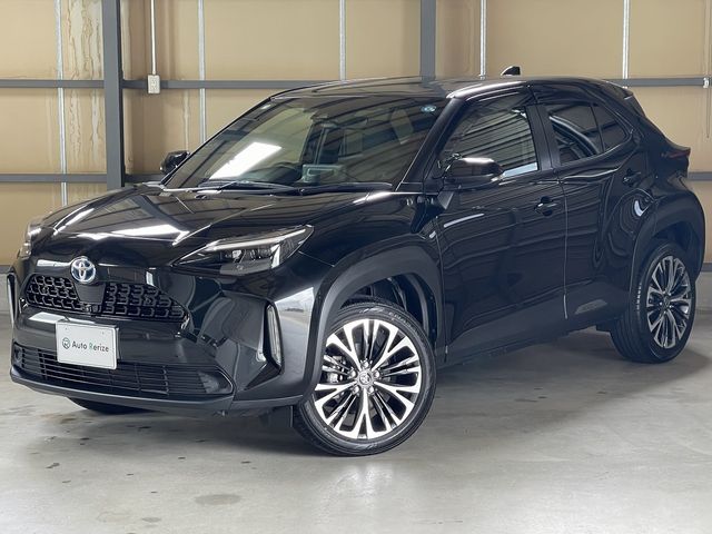 TOYOTA / YARIS CROSS HYBRID