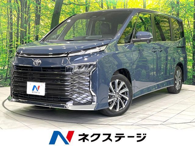 TOYOTA / VOXY
