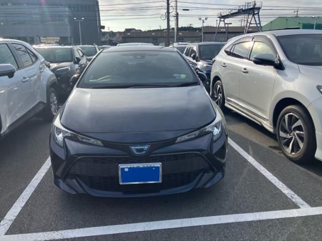 TOYOTA / COROLLA SPORT HYBRID