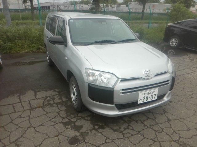 TOYOTA / PROBOX van 4WD