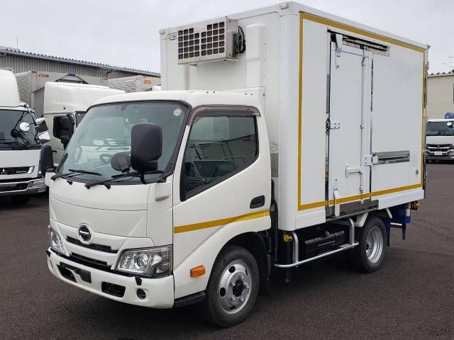 HINO / DUTRO