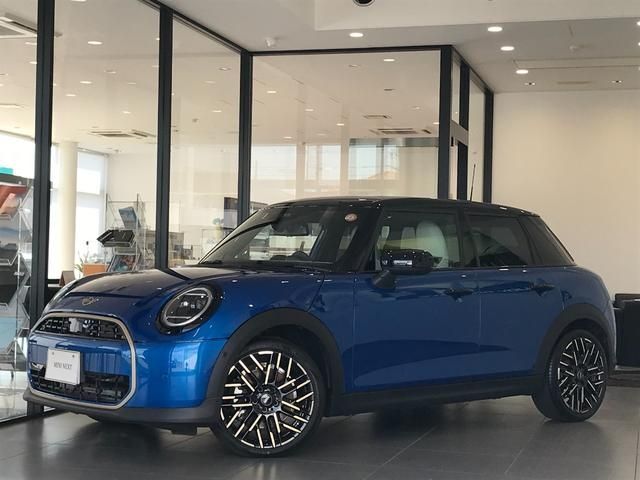 Japanese used car Ref# 1634311 BMW / MINI COOPER 5DOOR