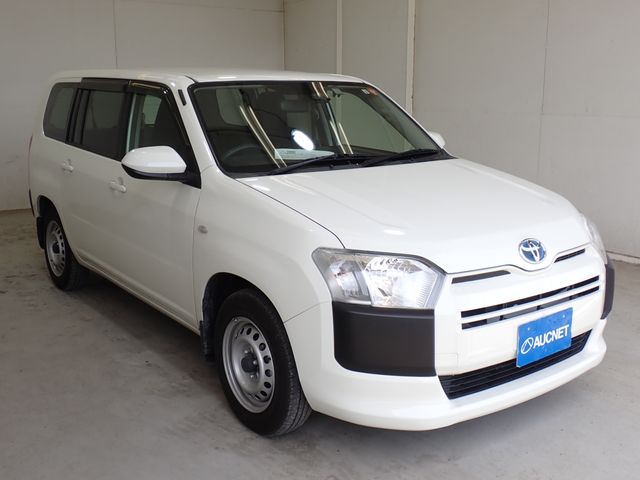 TOYOTA / PROBOX van HYBRID