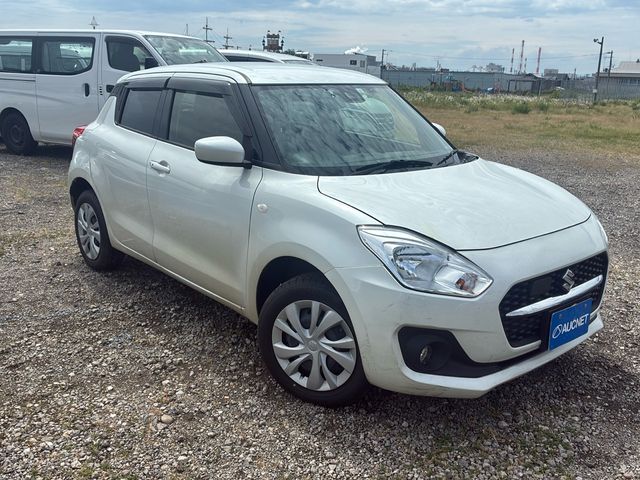 SUZUKI / SWIFT 4WD