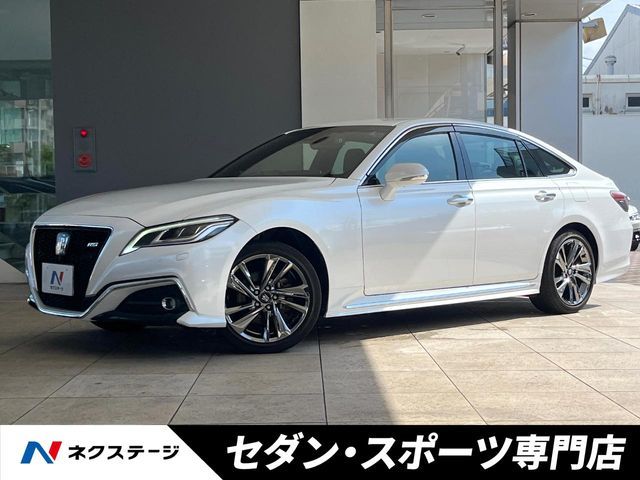 TOYOTA / CROWN sedan hybrid 4WD