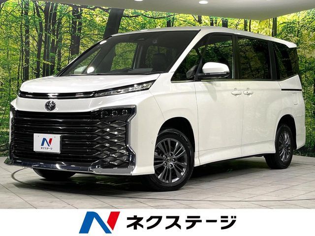 TOYOTA / VOXY 4WD