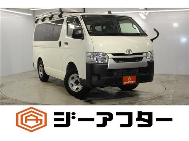 TOYOTA / HIACE van 4WD