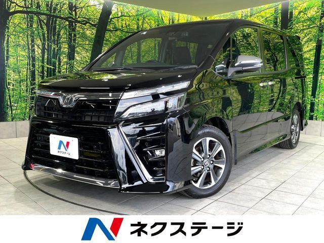 TOYOTA / VOXY