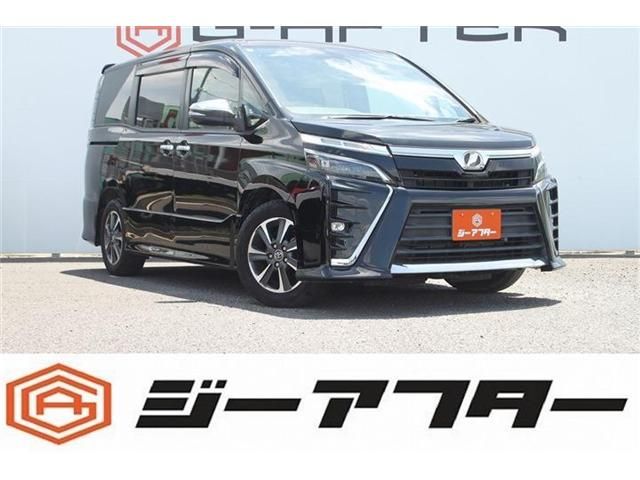 TOYOTA / VOXY