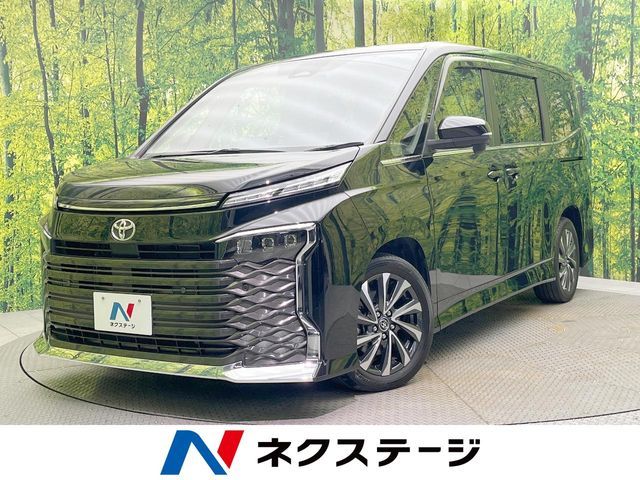 TOYOTA / VOXY