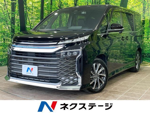 TOYOTA / VOXY HYBRID