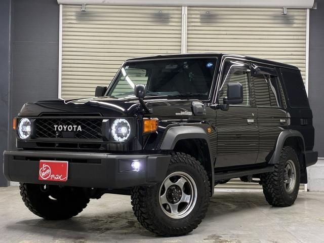 TOYOTA / LANDCRUISER 70