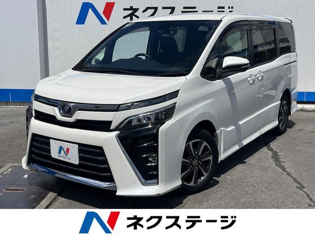 TOYOTA / VOXY