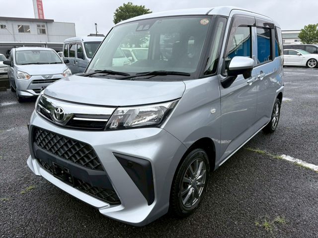 TOYOTA / ROOMY