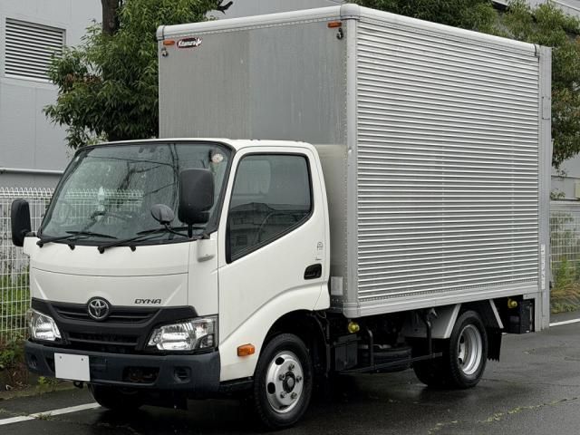 TOYOTA / DYNA