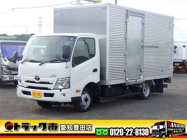 TOYOTA / DYNA