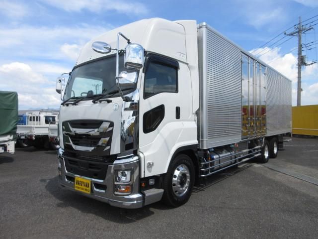 ISUZU / GIGA