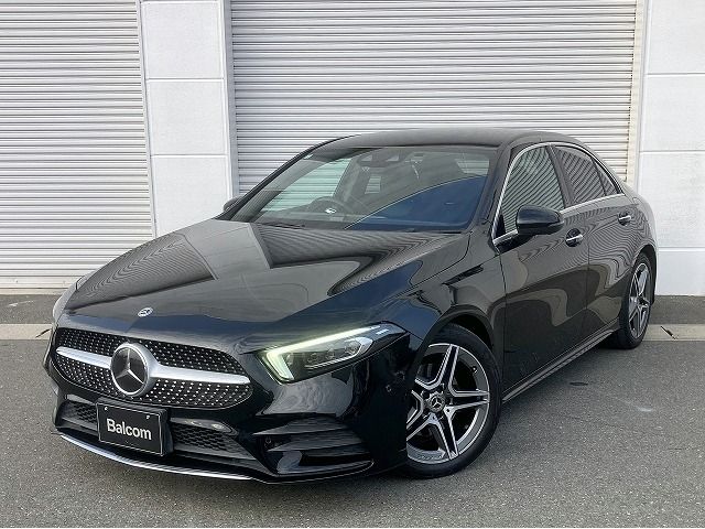 MERCEDES BENZ / MERCEDES BENZ A class sedan
