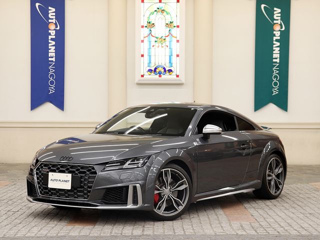 AUDI / AUDI TTS coupe