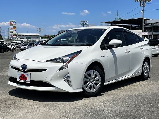 Japanese used car Ref# 1635841 TOYOTA / PRIUS