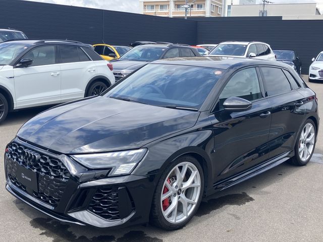 AUDI / AUDI RS3 SPORTBACK
