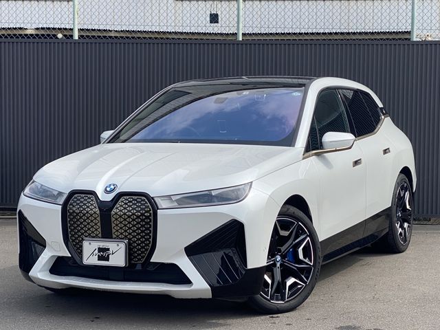 BMW / BMW iX