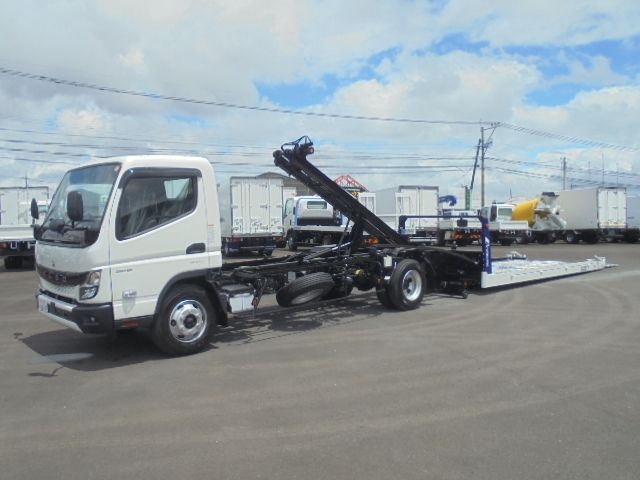 MITSUBISHI / CANTER