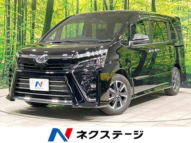 TOYOTA / VOXY