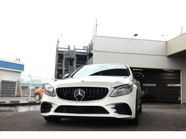MERCEDES BENZ / MERCEDES AMG C class sedan