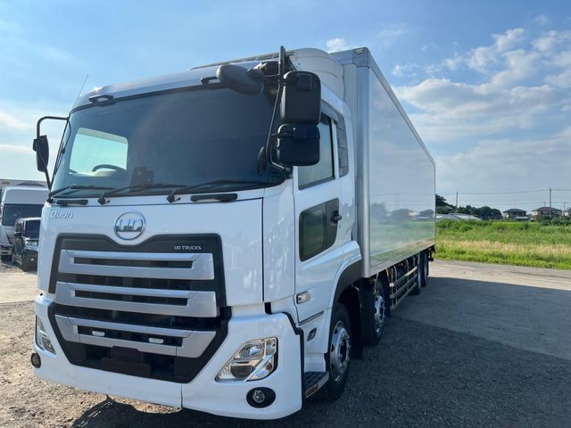 NISSAN DIESEL / Quon