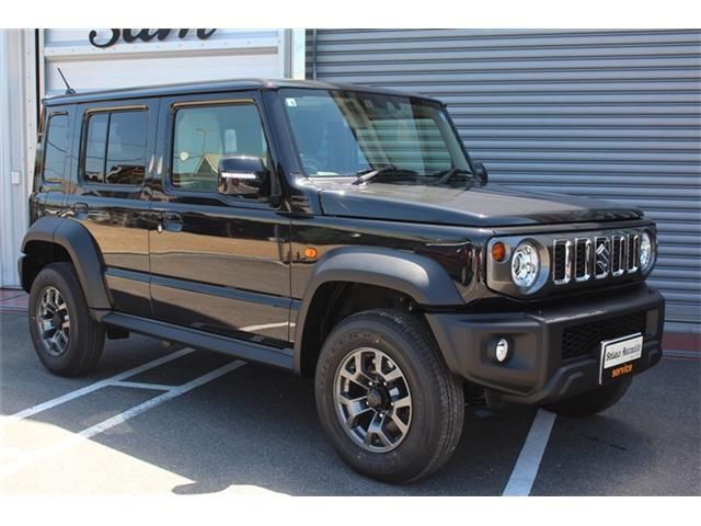 SUZUKI / JIMNY NOMADE