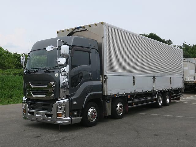 ISUZU / GIGA