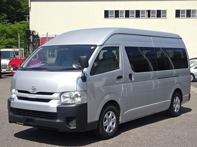 Japanese used car Ref# 1636649 TOYOTA / HIACE COMMUTER