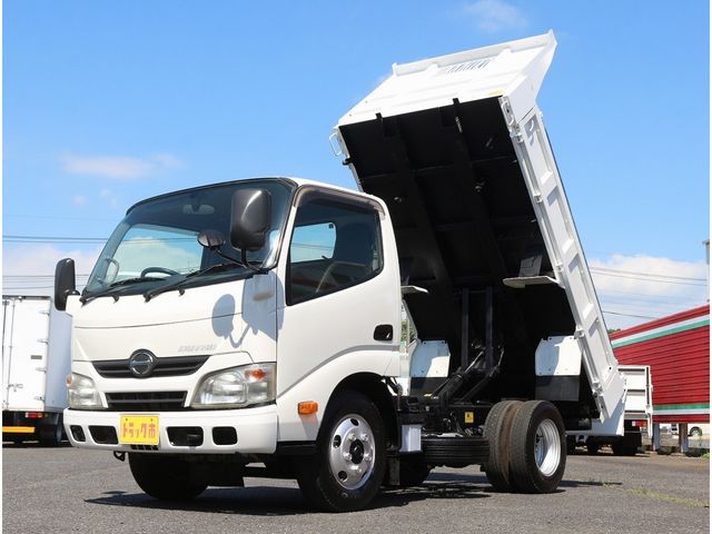 Japanese used car Ref# 1636847 HINO / DUTRO