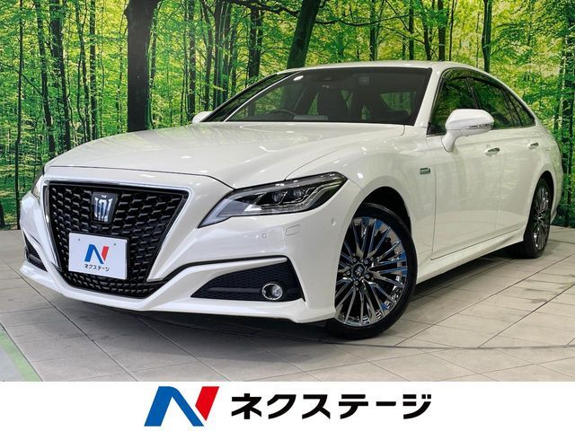 TOYOTA / CROWN sedan hybrid