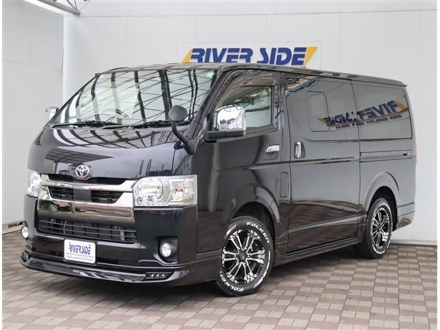 TOYOTA / HIACE van 2WD
