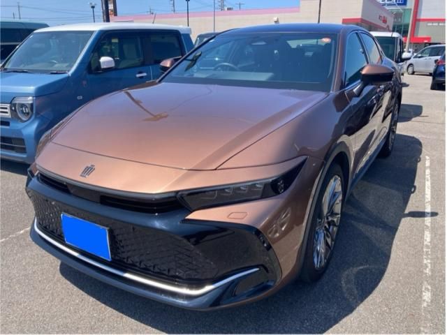 TOYOTA / CROWN CROSSOVER