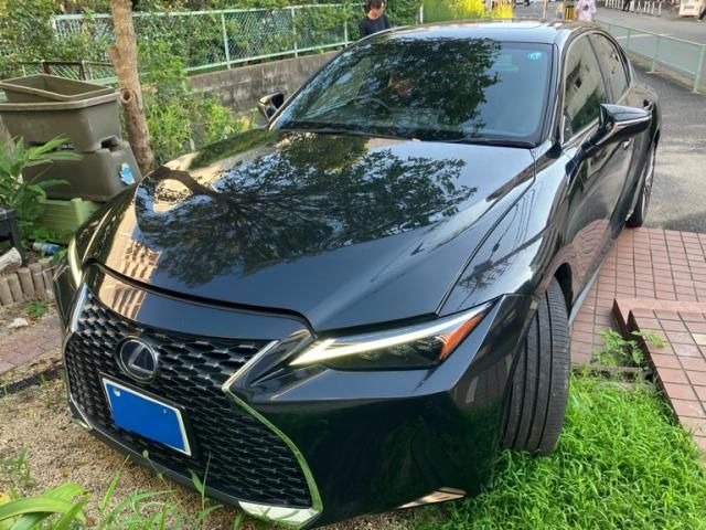 TOYOTA / LEXUS IS300h