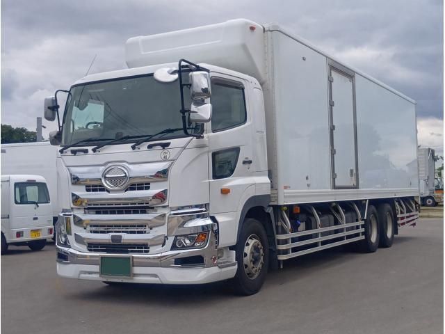 Japanese used car Ref# 1637487 HINO / PROFIA