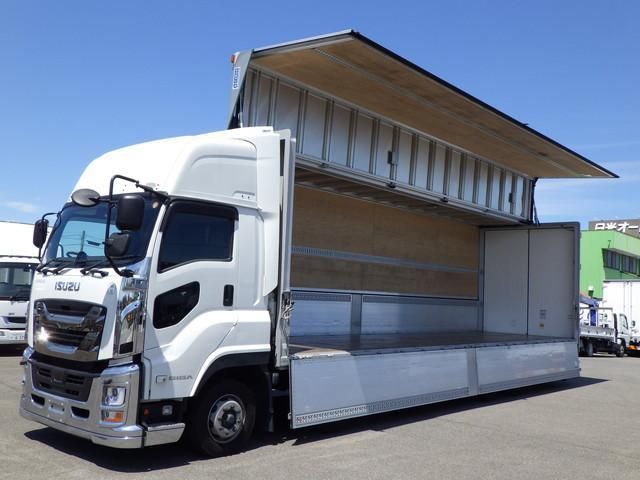 ISUZU / GIGA