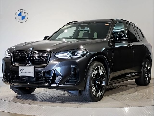 BMW / BMW iX3