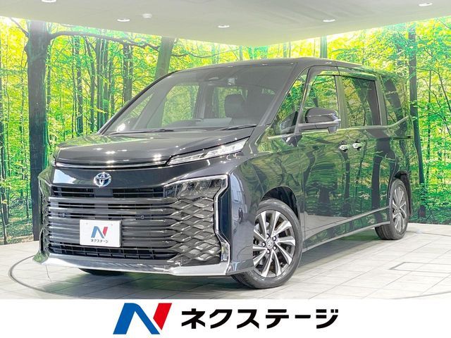 Japanese used car Ref# 1637889 TOYOTA / VOXY HYBRID